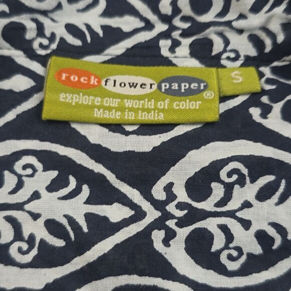 Rock Flower Paper -683‎ Black White Geometric Print Button Down Tunic Top Size S - Picture 3 of 7